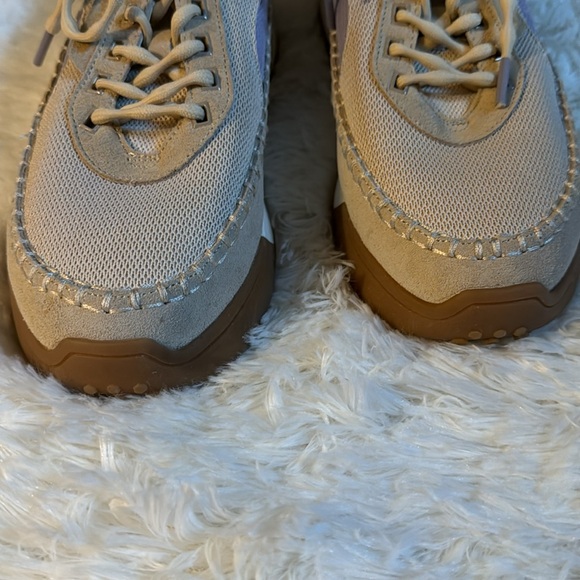 Sam Edelman Luann Platform Sneakers - Picture 9 of 11